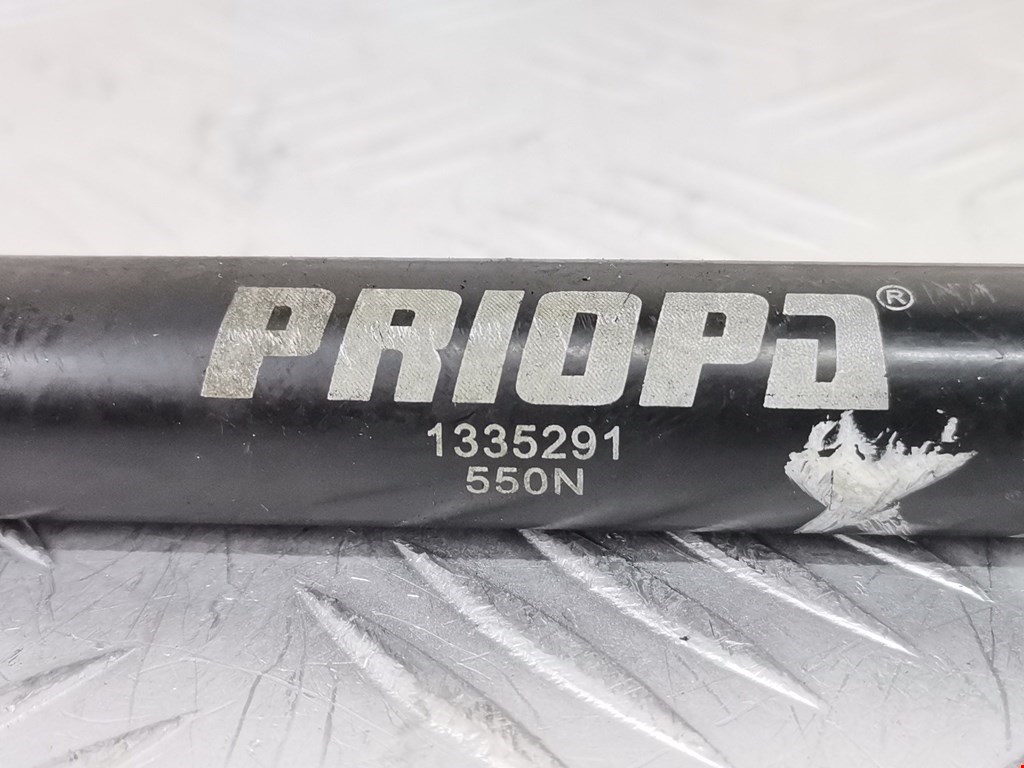 Амортизатор крышки (двери) багажника SKODA Octavia A4 1U- 1997-2010