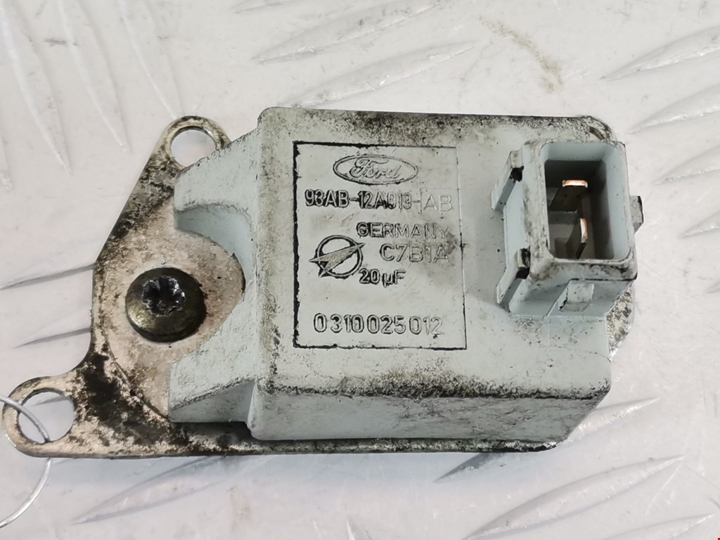 Коммутатор зажигания Ford Mondeo 3 (2000-2007)