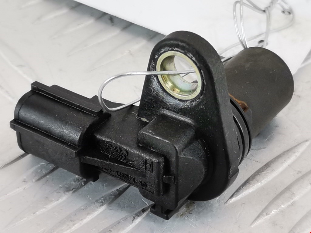 Датчик положения распредвала FORD Mondeo III 2000-2007