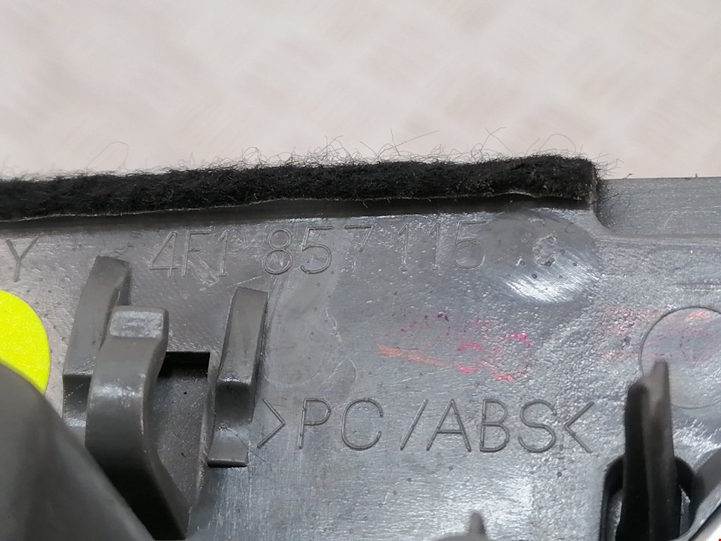 Накладка декоративная AUDI A6 C6 2004-2010