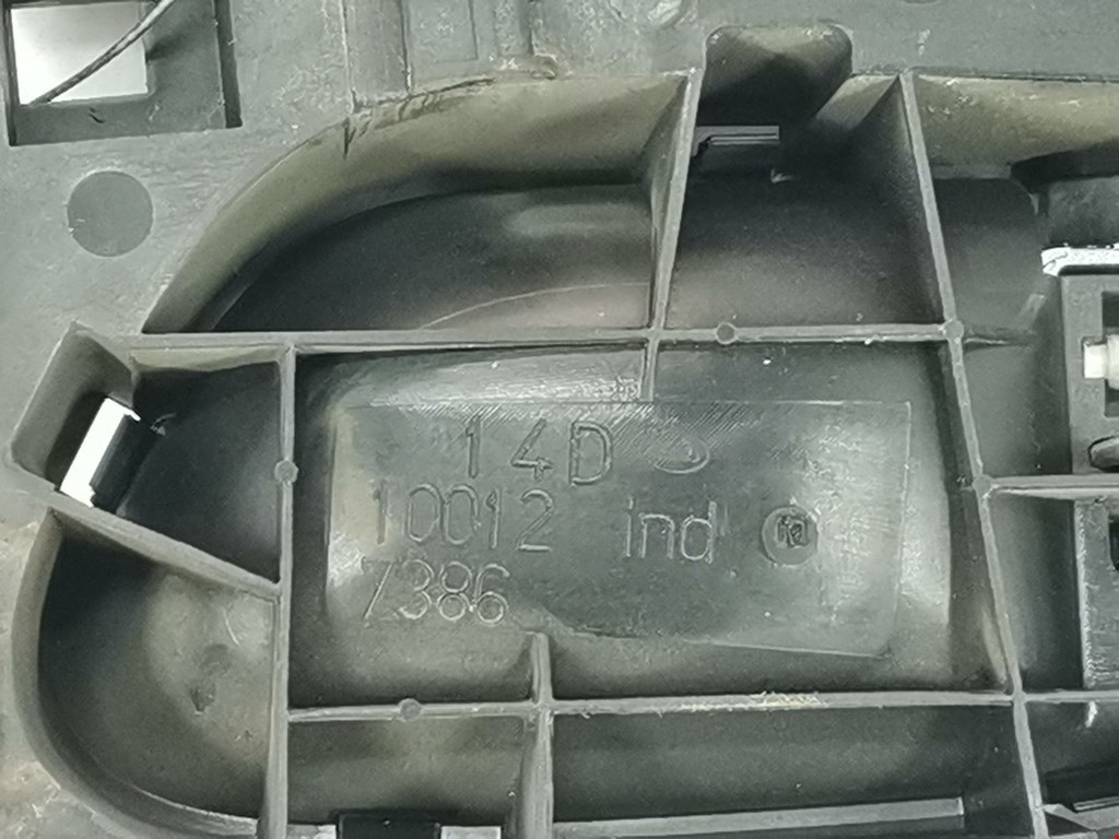 Ручка дверная задняя внутренняя правая PEUGEOT 407 2004-2010