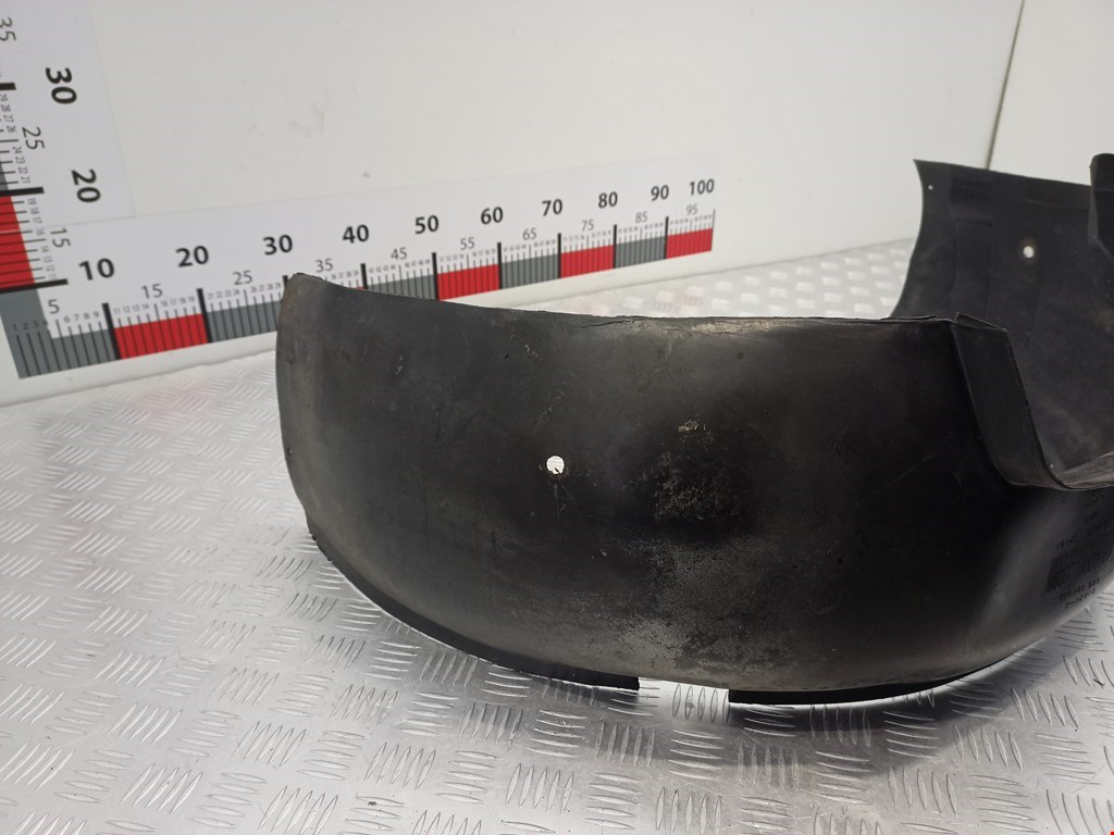 Локер (подкрылок) передний правый VOLKSWAGEN Caddy II 1995-2004