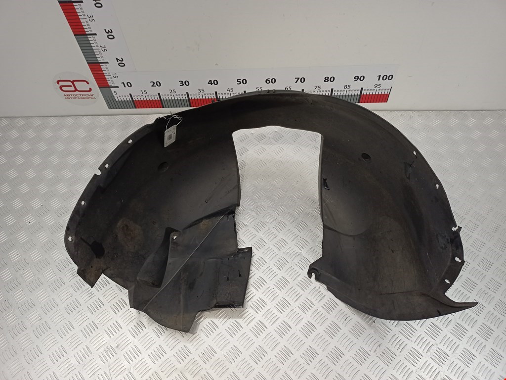 Локер (подкрылок) передний левый VOLVO V70 II 2000-2007