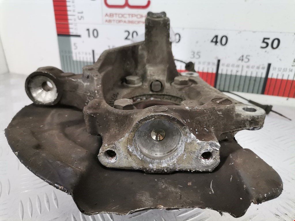 Ступица передняя левая VOLVO V70 II 2000-2007