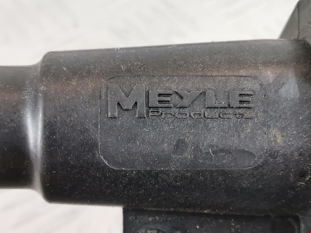 Корпус термостата FORD Focus I 1998-2005