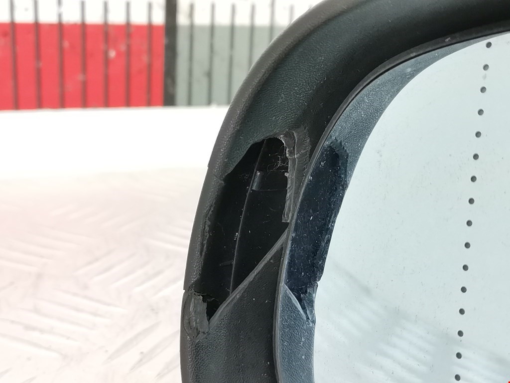 Зеркало левое RENAULT Safrane 1992-2000