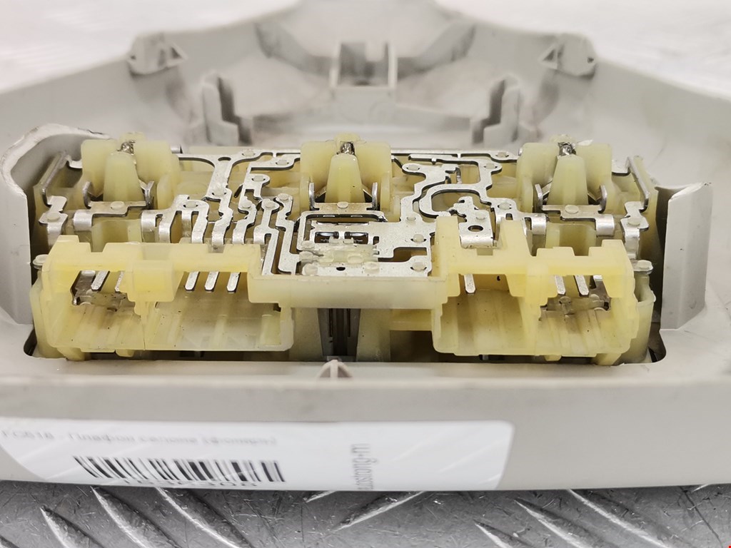 Плафон салонный (салона фонарь) CITROEN C4 Picasso 2006-2013