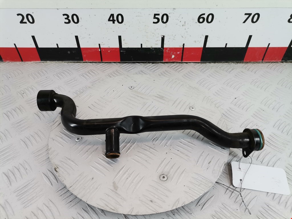 Патрубок AUDI A8 D3 2003-2010