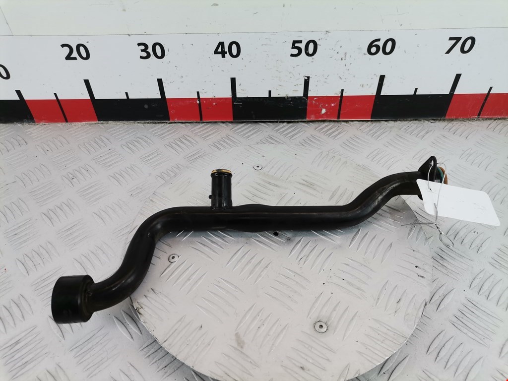 Патрубок AUDI A8 D3 2003-2010