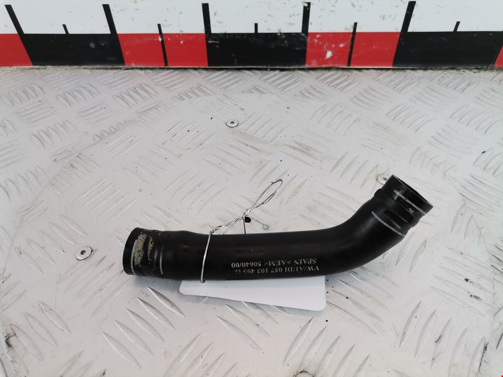 Трубка картерных газов AUDI A8 D3 2003-2010