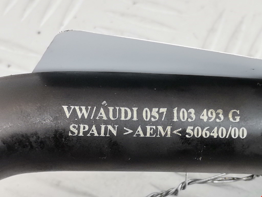 Трубка картерных газов AUDI A8 D3 2003-2010