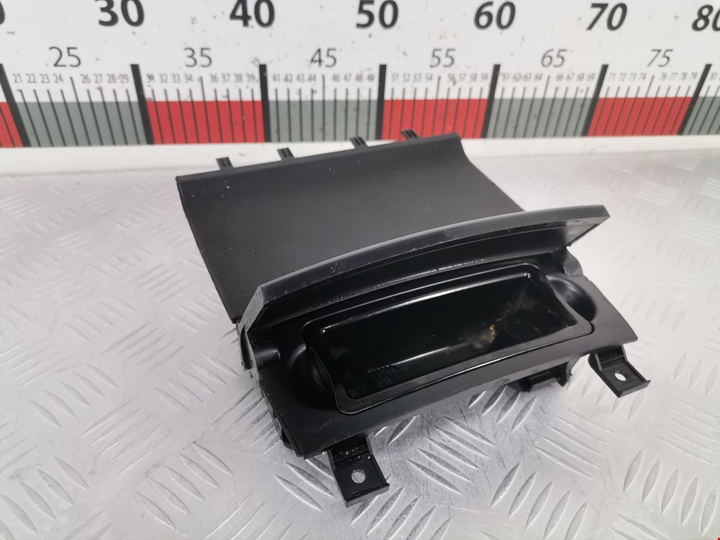 Пепельница передняя AUDI A3 8P 2003-2013