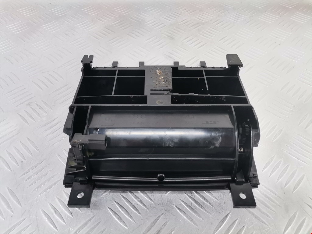Пепельница передняя AUDI A3 8P 2003-2013