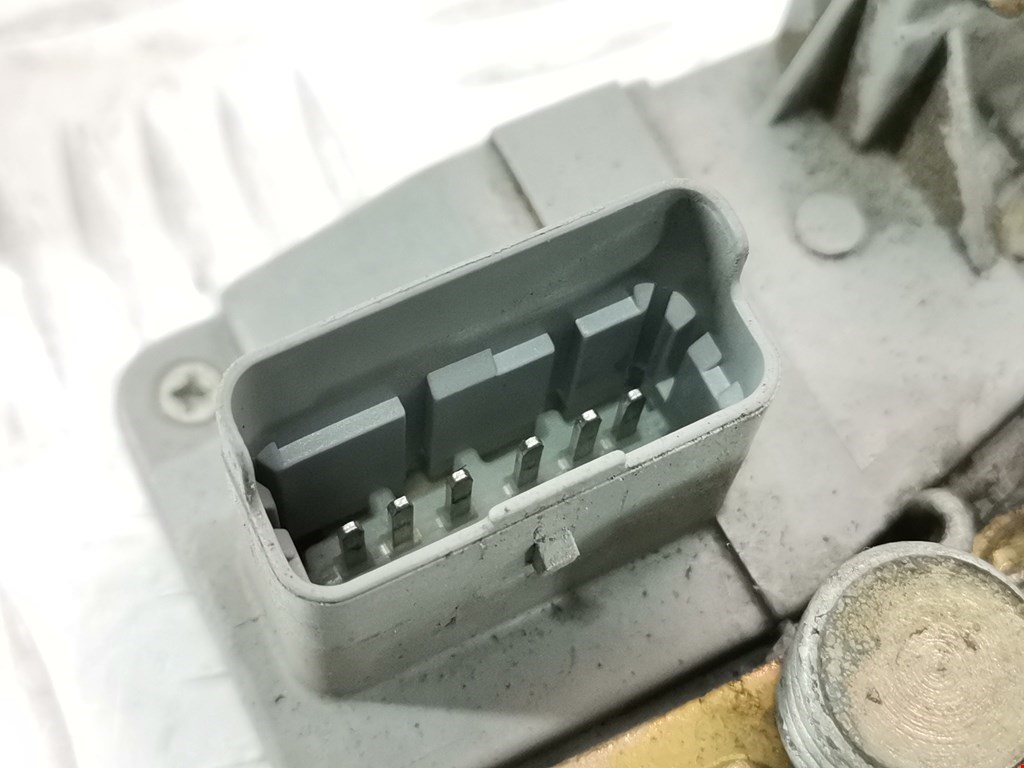 Замок двери передней правой PEUGEOT 807 2002-2014