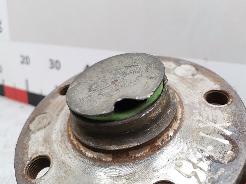 Ступица задняя левая VOLKSWAGEN Golf V 2003-2009