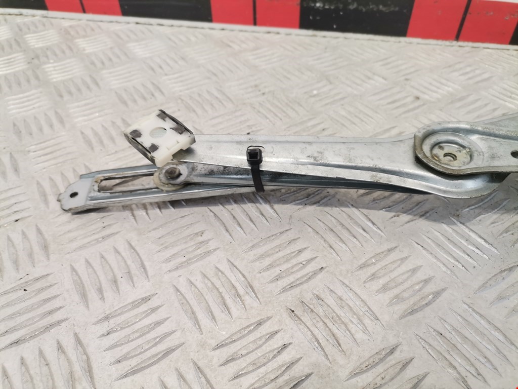 Стеклоподъемник передний правый MERCEDES-BENZ E-Class W210, S210 1995-2002