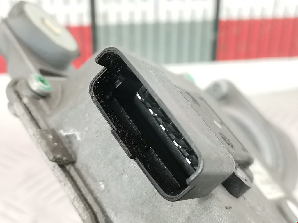 Моторчик стеклоочистителя передний CITROEN C4 Picasso 2006-2013