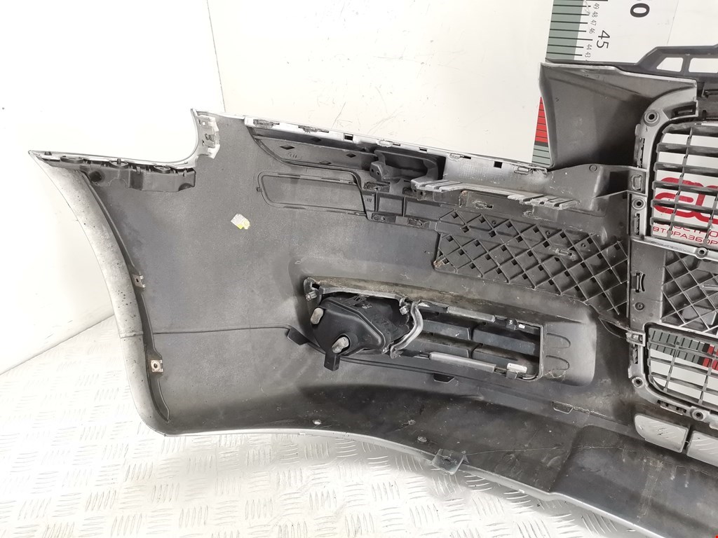 Бампер передний AUDI A3 8P 2003-2013