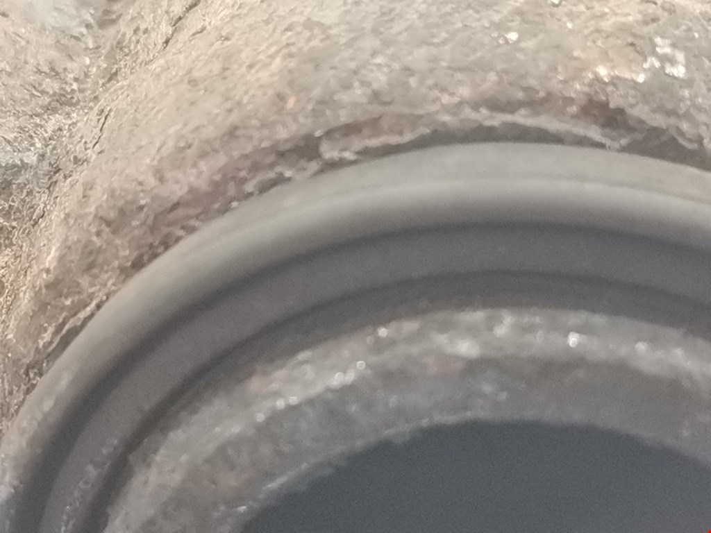 Суппорт передний левый VOLKSWAGEN Polo III 1994-2001