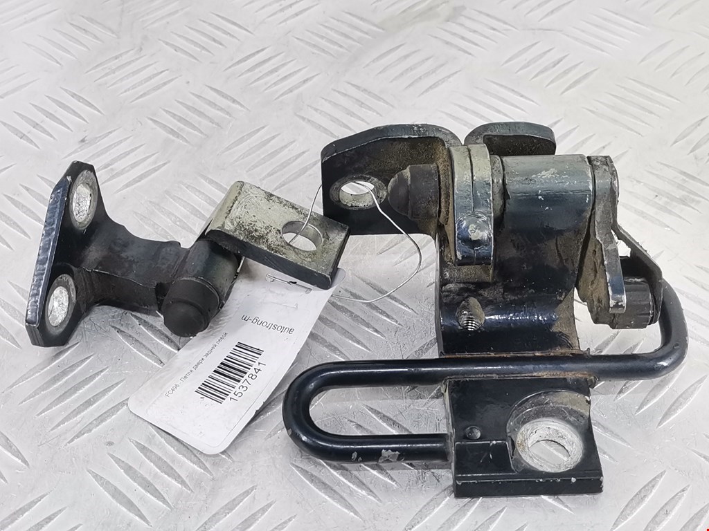 Петля двери задней левой Volkswagen Passat 6 (2005-2010)