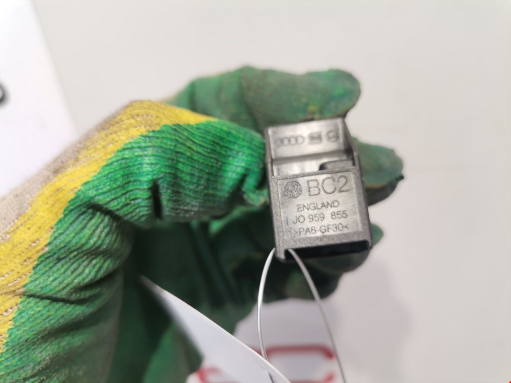 Кнопка стеклоподъемника VOLKSWAGEN Passat B5 1997-2005