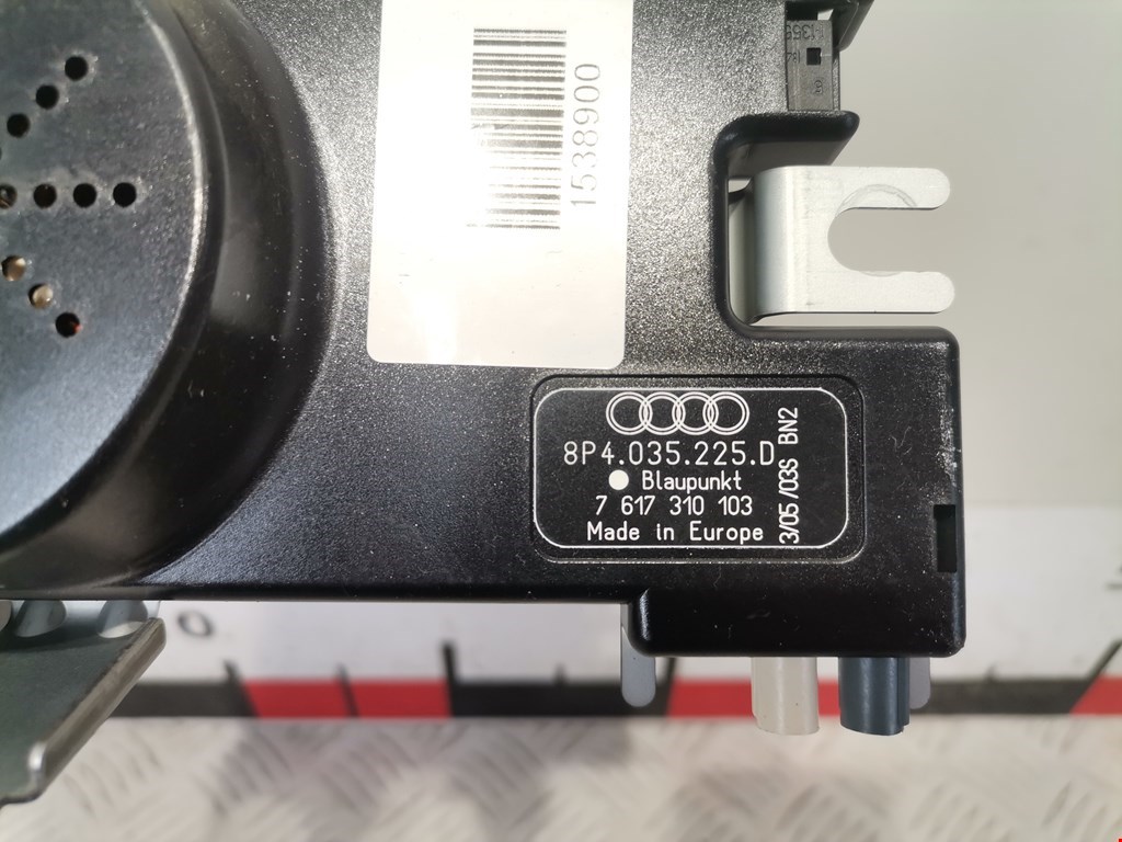 Усилитель антенны AUDI A3 8P 2003-2013