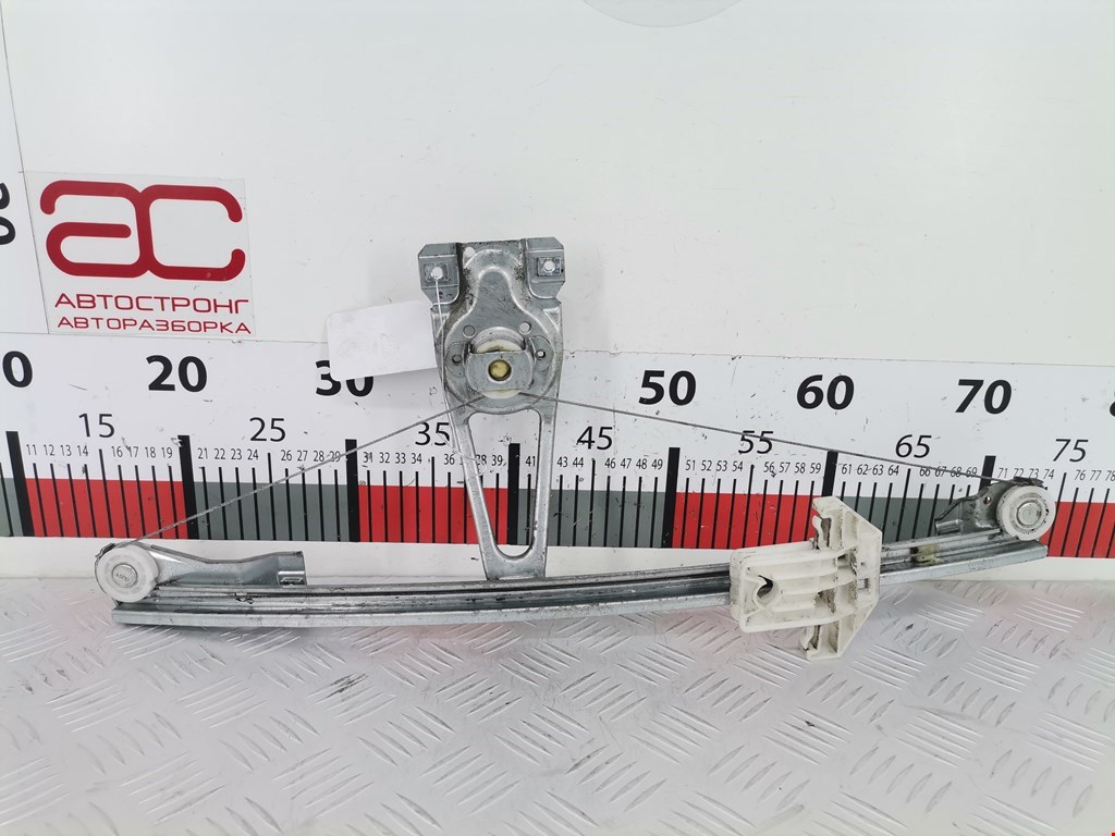 Стеклоподъемник задний правый VOLKSWAGEN Polo III 1994-2001