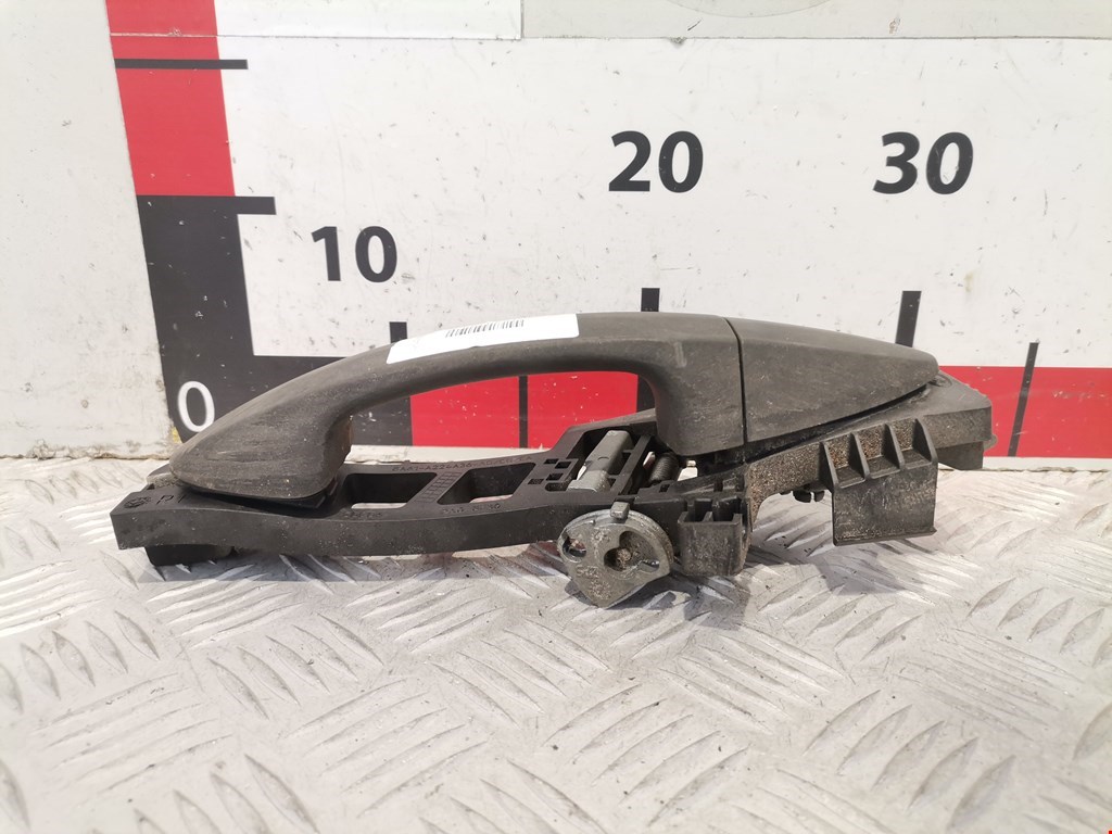 Ручка двери задней наружная правая FORD Fiesta 2008-2012