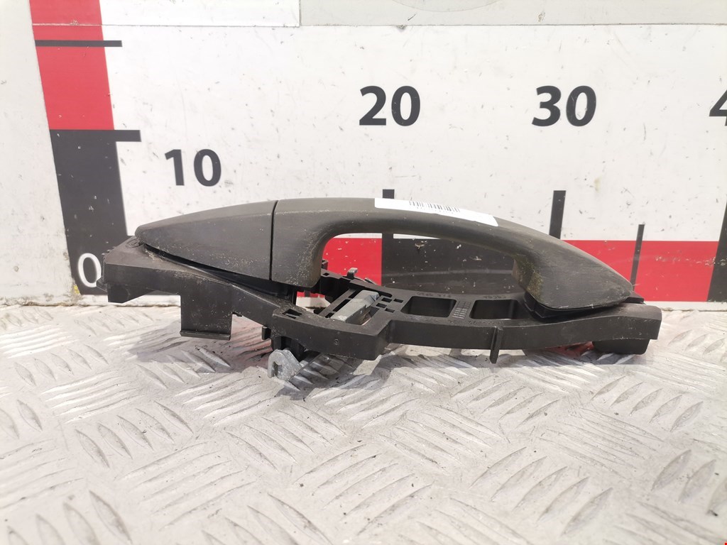 Ручка двери задней наружная правая FORD Fiesta 2008-2012