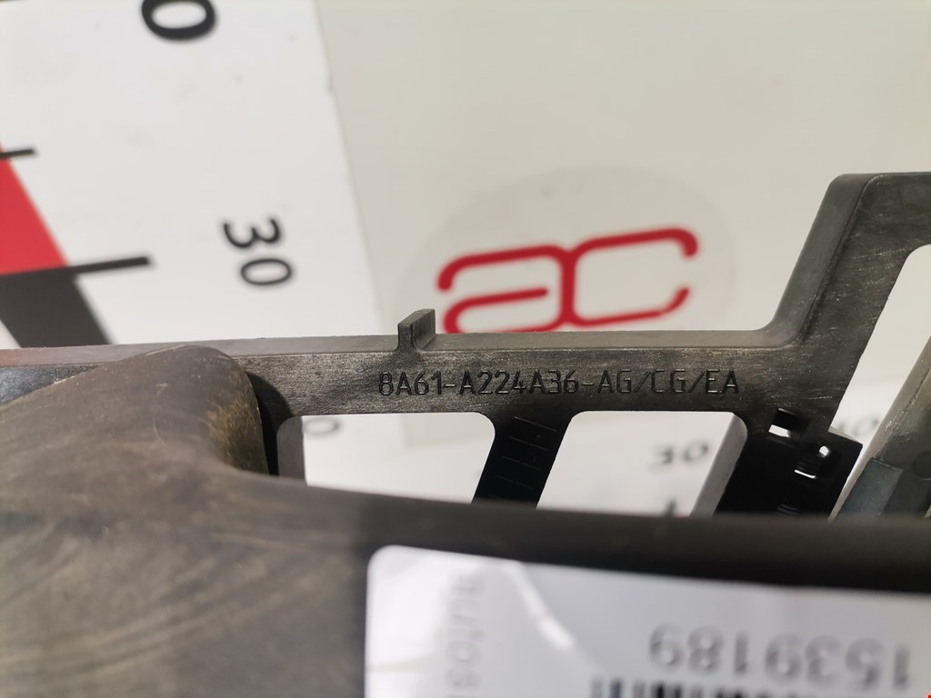 Ручка двери задней наружная правая FORD Fiesta 2008-2012