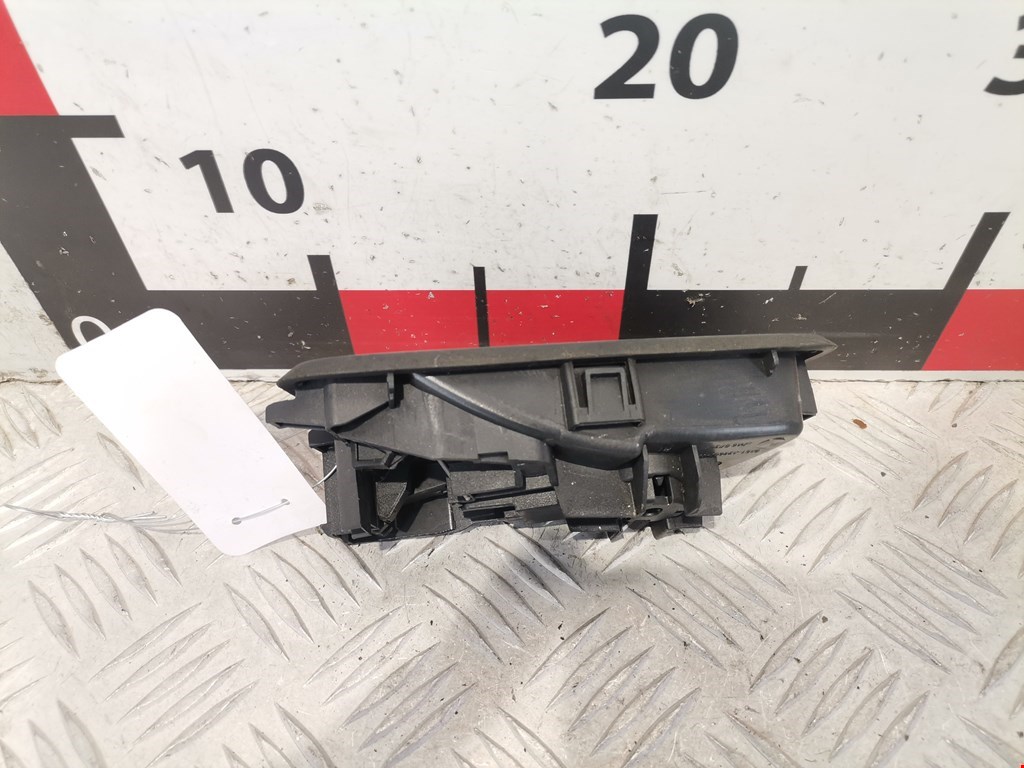 Ручка дверная задняя внутренняя правая FORD Fiesta 2008-2012