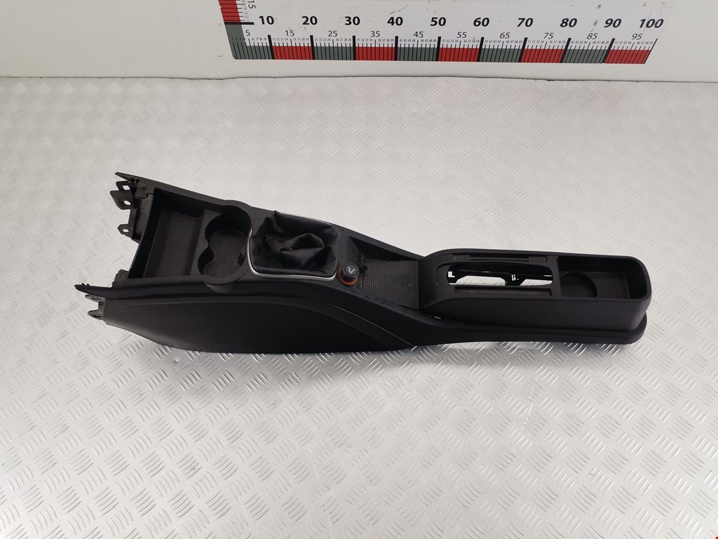 Консоль FIAT Grande Punto 2005-2009