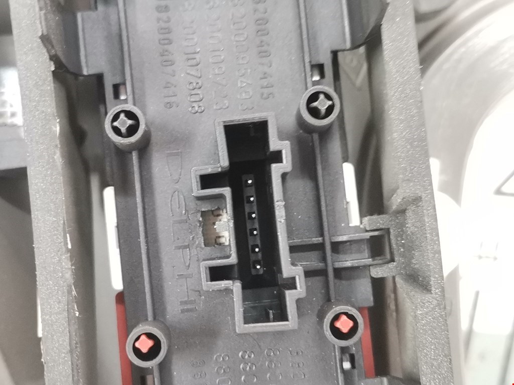 Кнопка аварийной сигнализации (аварийки) RENAULT Scenic II 2003-2010