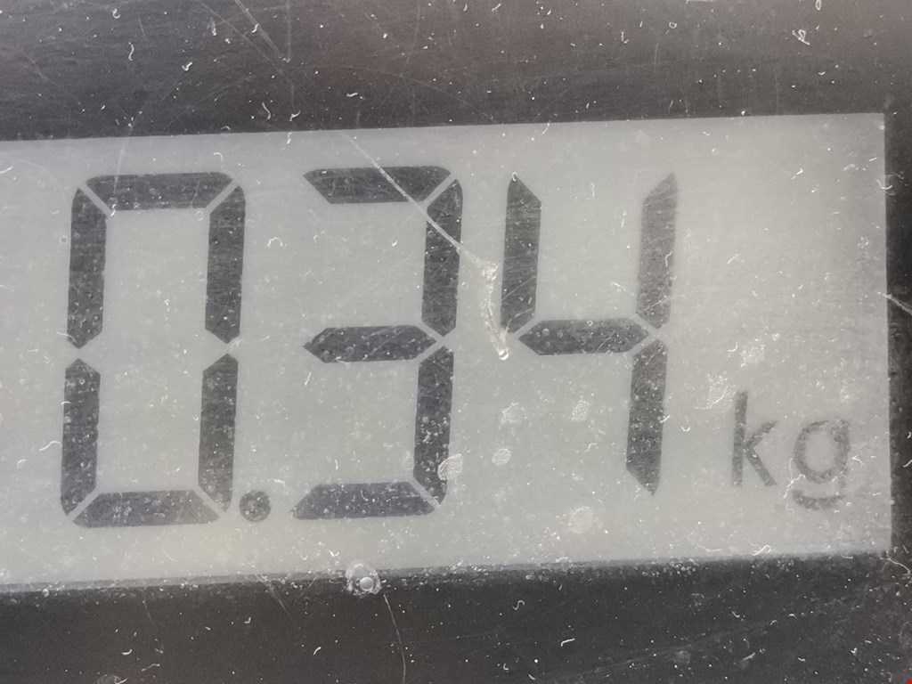 Решетка радиатора NISSAN Almera Tino 2000-2006