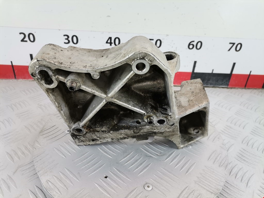 Кронштейн генератора CITROEN C 2 2003-2008