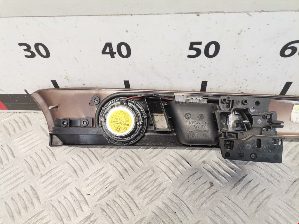 Ручка дверная передняя внутренняя левая VOLKSWAGEN Phaeton 2002-2016