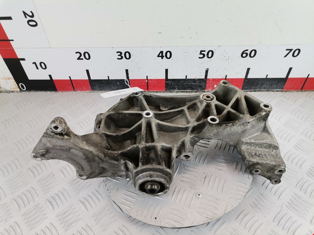 Кронштейн генератора AUDI A4 B5 1995-2001