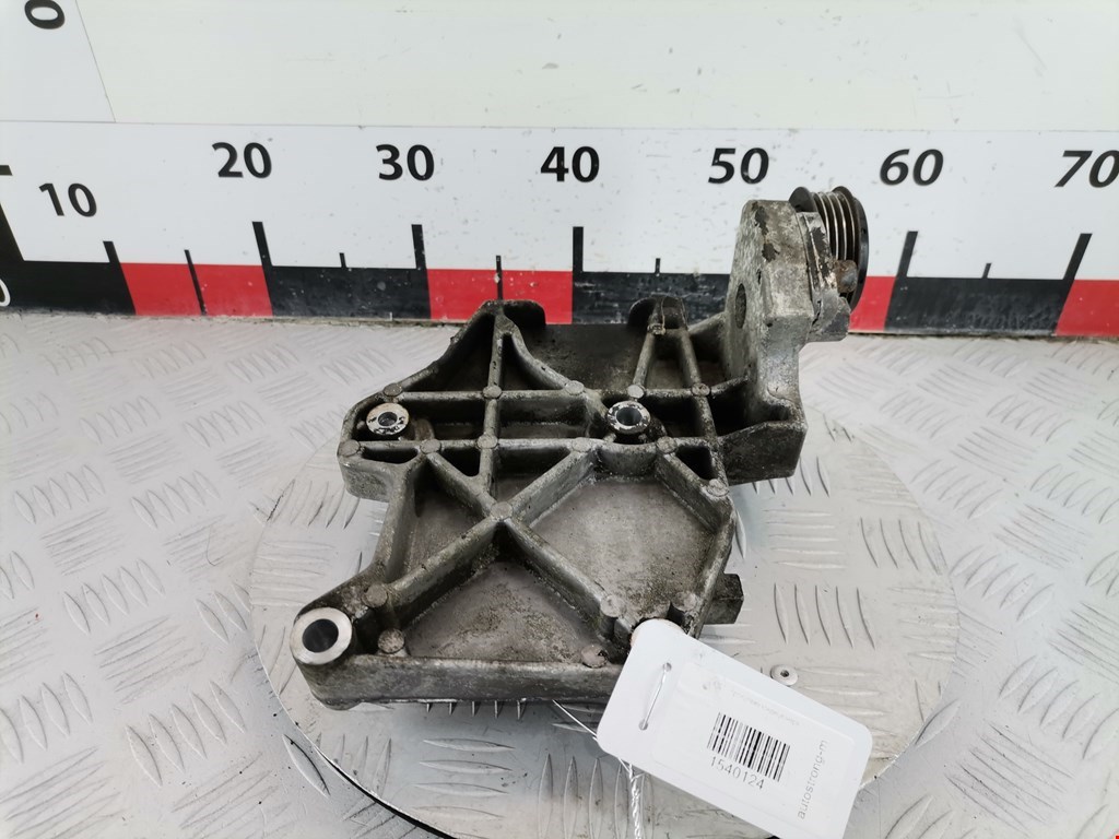 Кронштейн кондиционера AUDI A4 B5 1995-2001