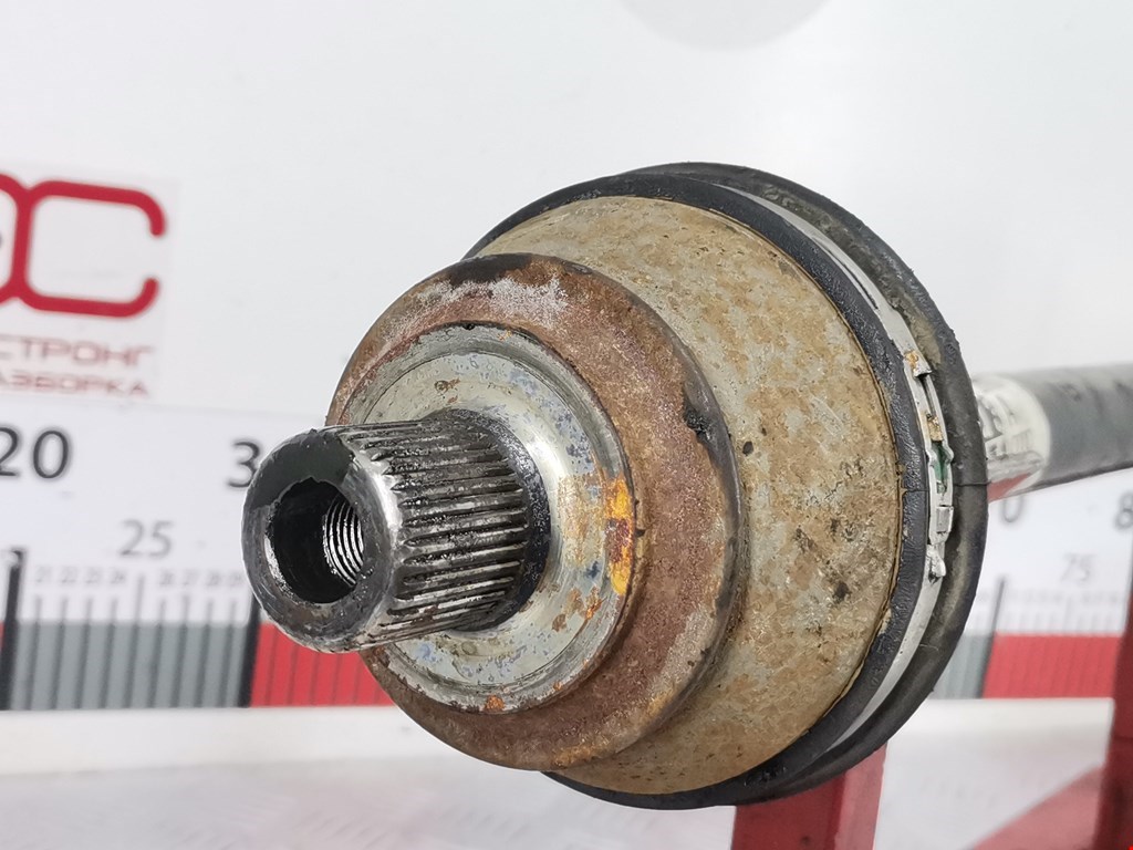 Полуось (привод, приводной вал) задняя правая VOLKSWAGEN Phaeton 2002-2016