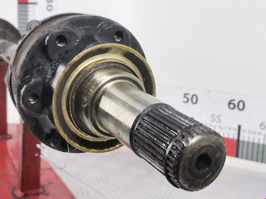 Полуось (привод, приводной вал) задняя правая VOLKSWAGEN Phaeton 2002-2016