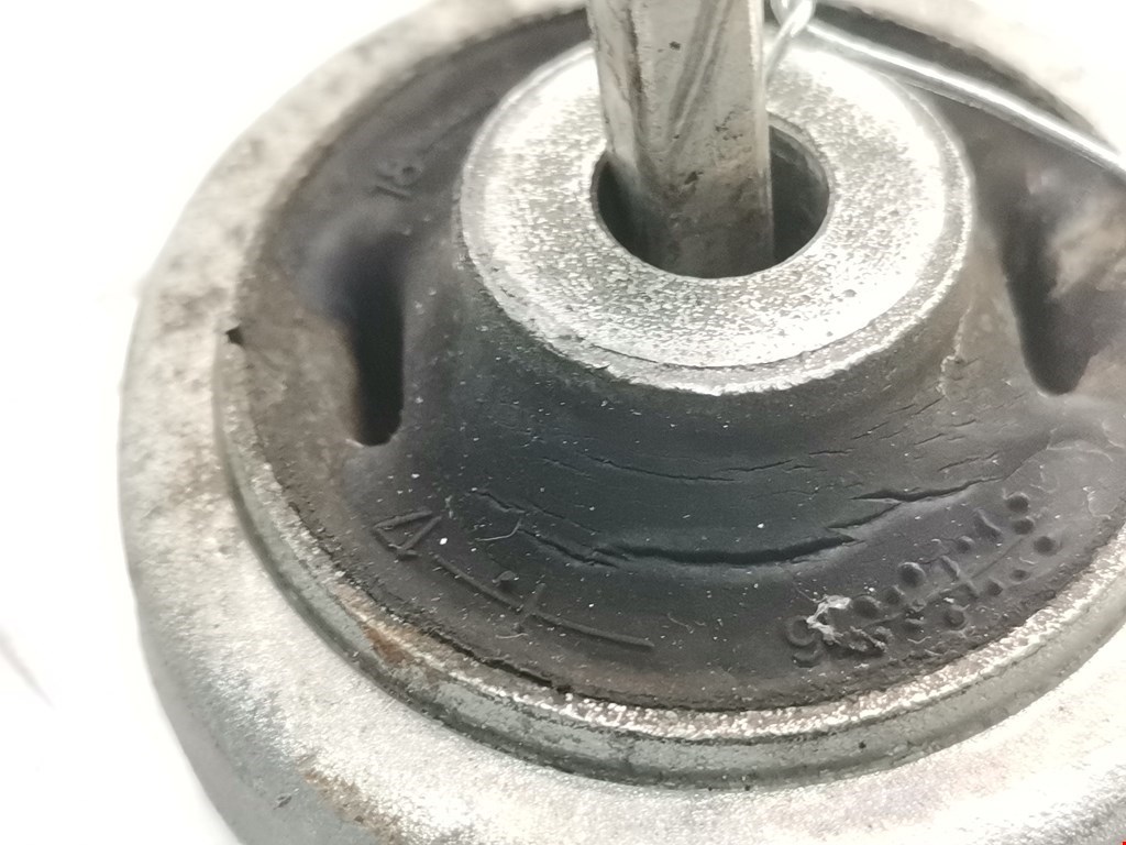 Рычаг передний левый AUDI A4 B6 2001-2005