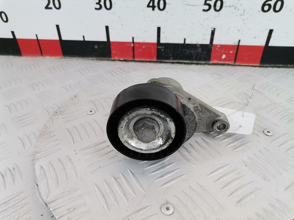 Натяжитель ремня генератора (приводного поликлинового ремня Citroen C3 1 (2001-2010)