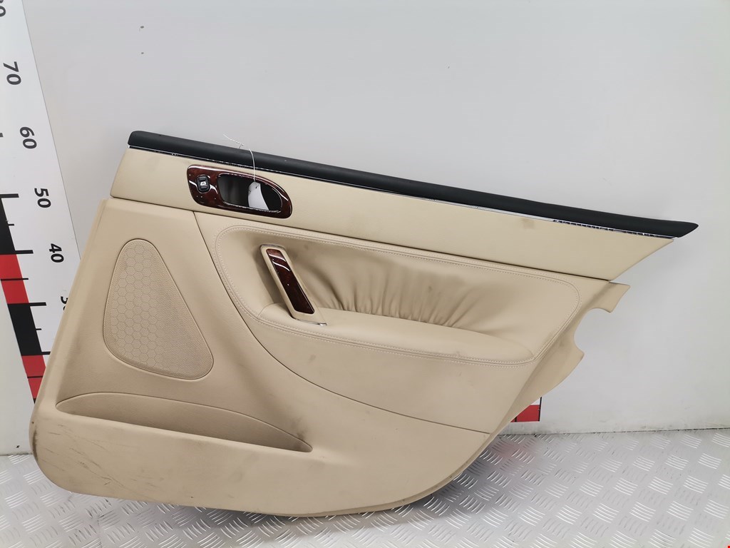 Обшивка двери задняя правая PEUGEOT 607 2000-2010