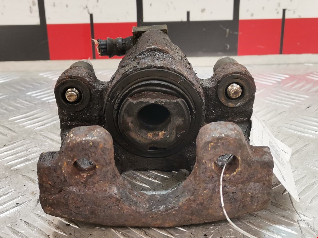 Суппорт задний левый CHRYSLER Voyager III GS 1995-2000