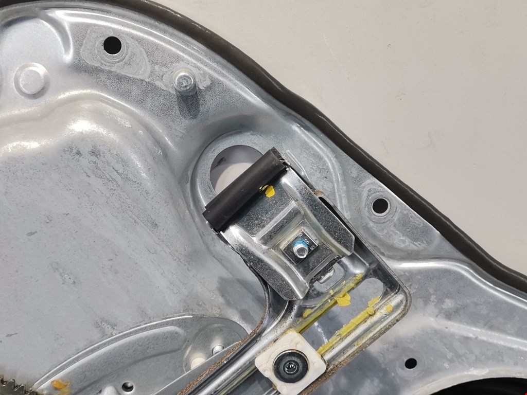 Стеклоподъемник задний правый FORD Focus II 2005-2011