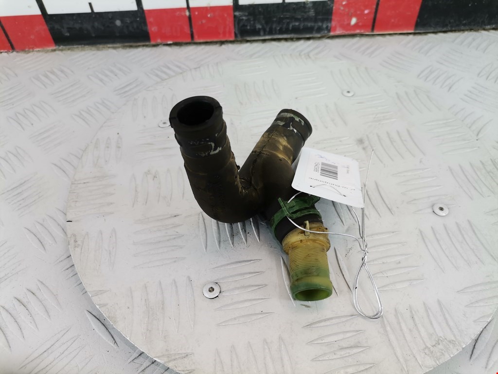 Тройник системы охлаждения NISSAN Note E11 2005-2014