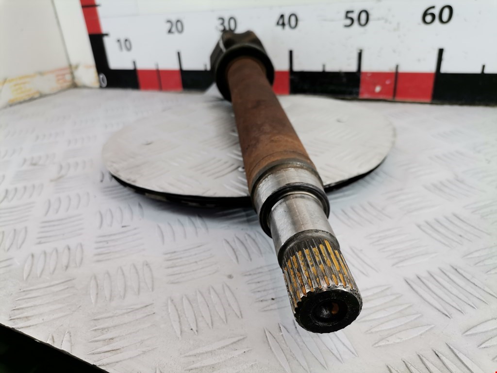 Полуось (привод, приводной вал) передняя правая FORD Transit Connect 2002-2013