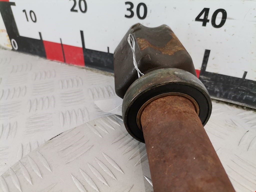 Полуось (привод, приводной вал) передняя правая FORD Transit Connect 2002-2013