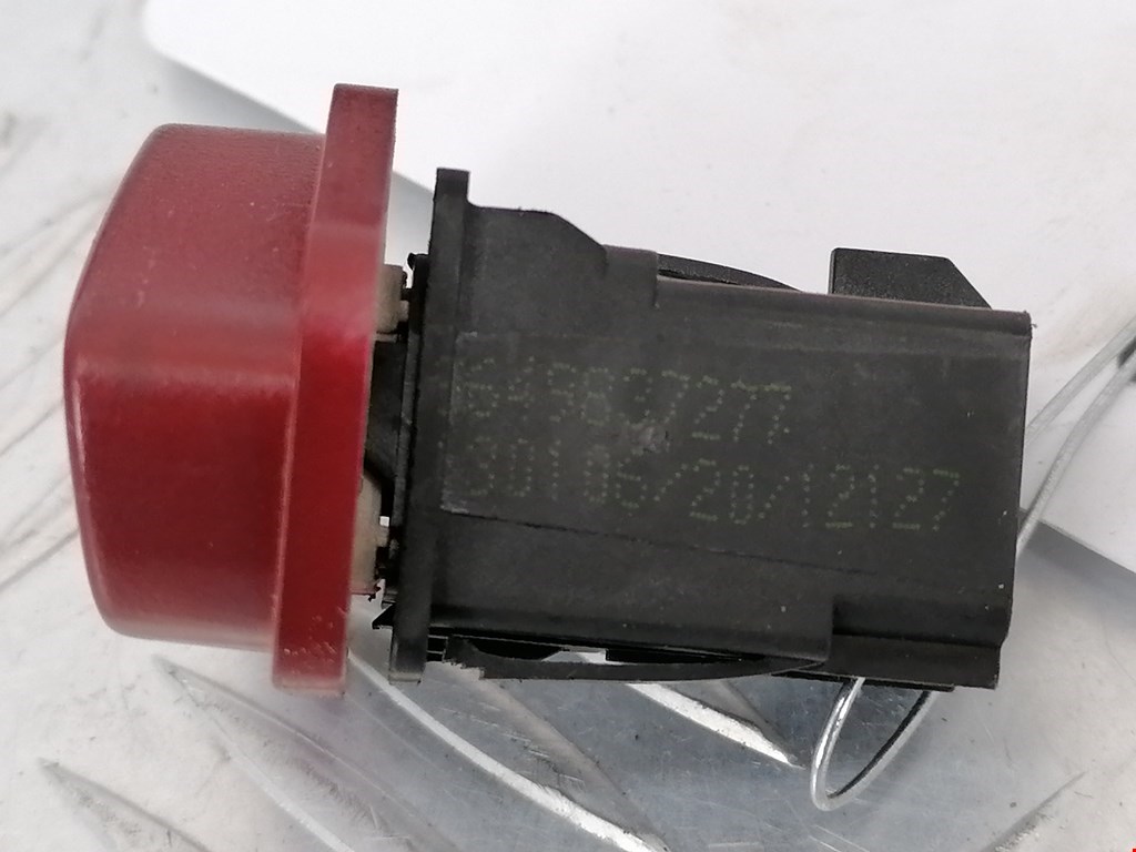 Кнопка аварийной сигнализации (аварийки) PEUGEOT 607 2000-2010