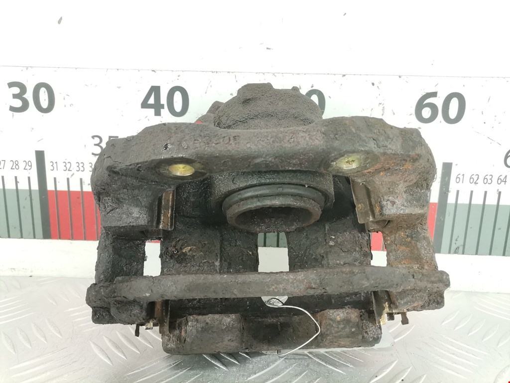 Суппорт передний левый CITROEN Berlingo 1996-2012